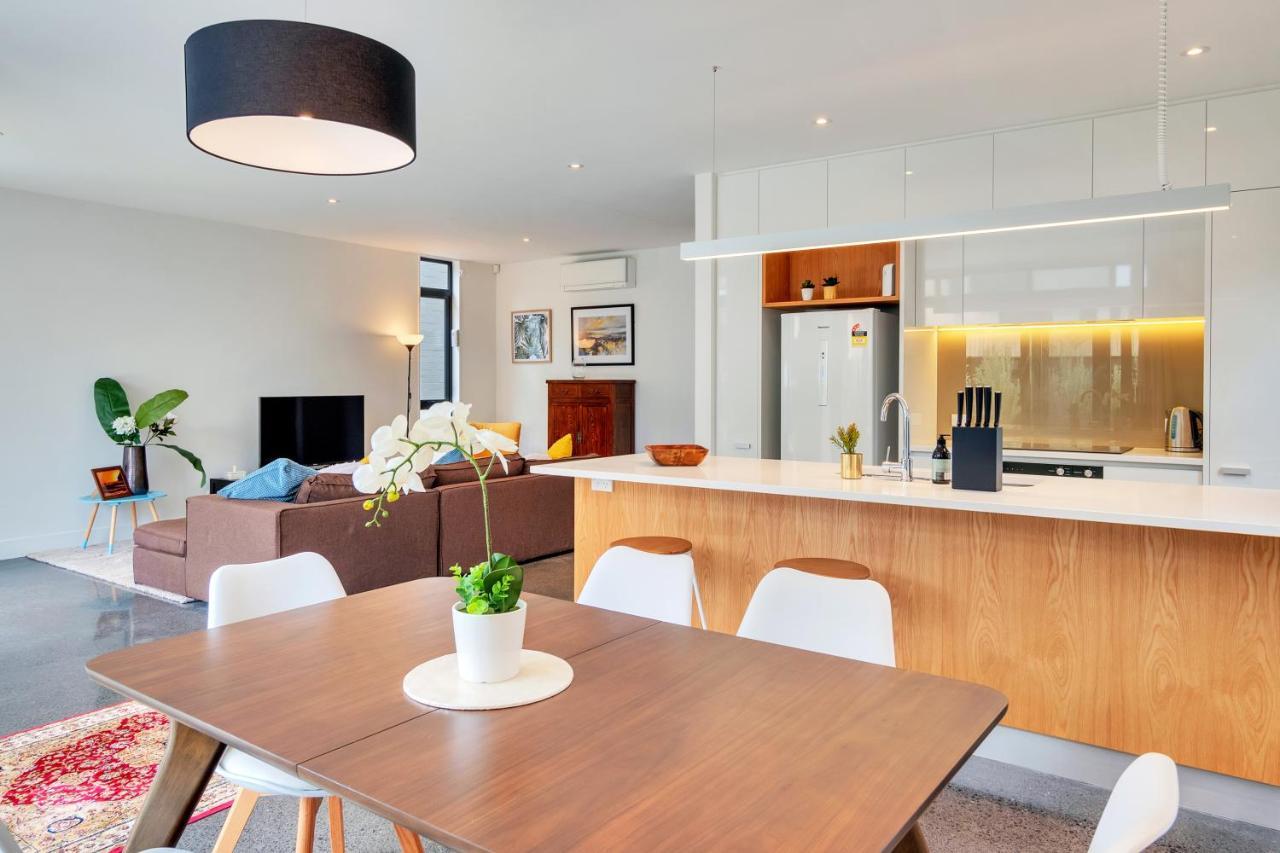 Blissful Breeze Townhouse With Parking And Patio Auckland Exterior foto